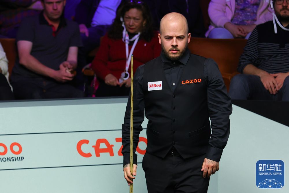 置身事外 置身事外