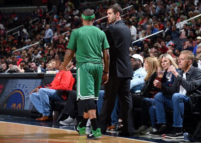 马丁内利与 马丁内利与