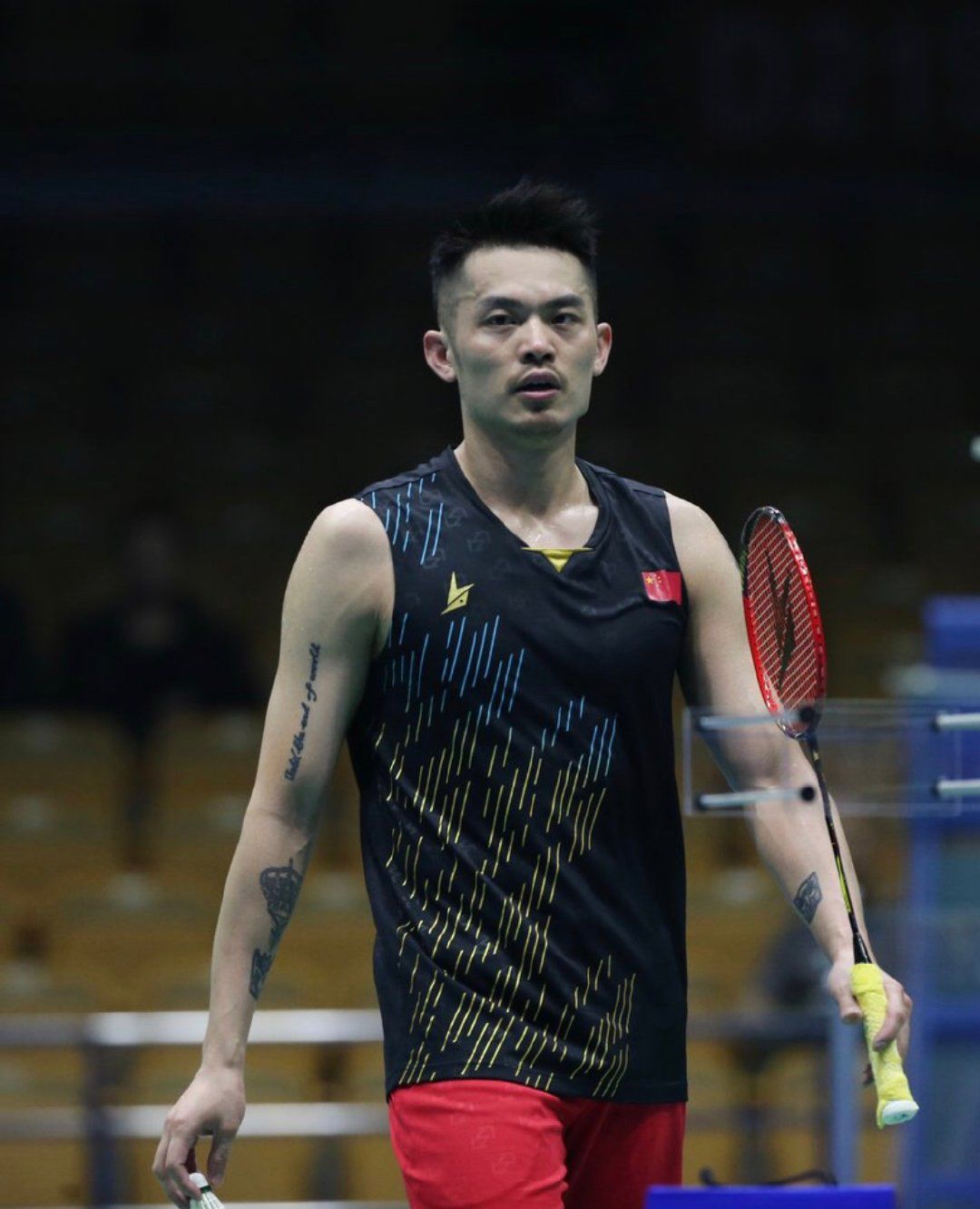 间穿越球显 间穿越球显